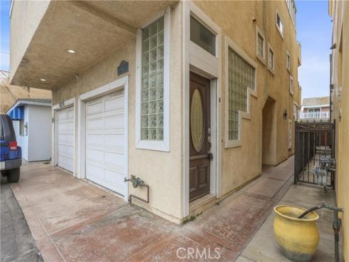 16778  Bayview  B  Drive, Huntington Beach, CA