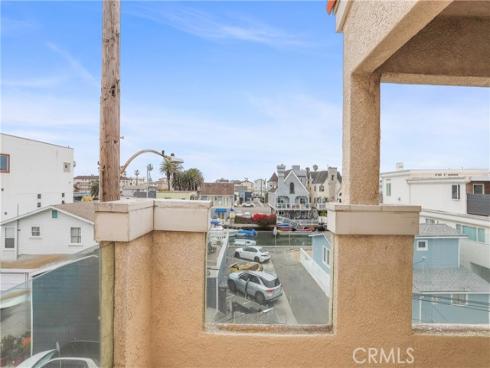 16778  Bayview  B  Drive, Huntington Beach, CA