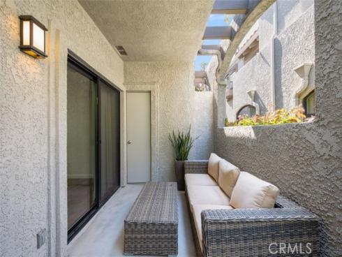 4822  Tiara  104  Drive, Huntington Beach, CA