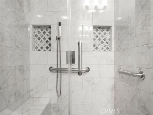 8686 Merced 1007B Circle, Huntington Beach, CA