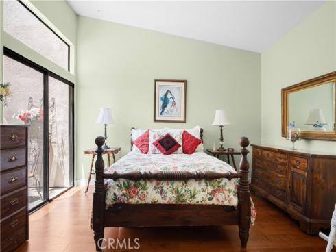 8686 Merced 1007B Circle, Huntington Beach, CA