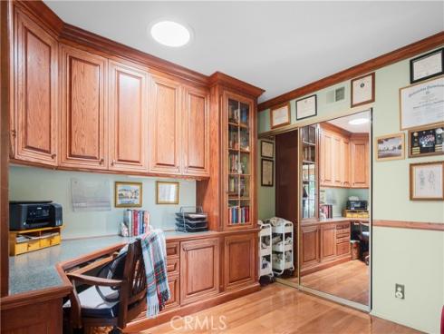 8686 Merced 1007B Circle, Huntington Beach, CA