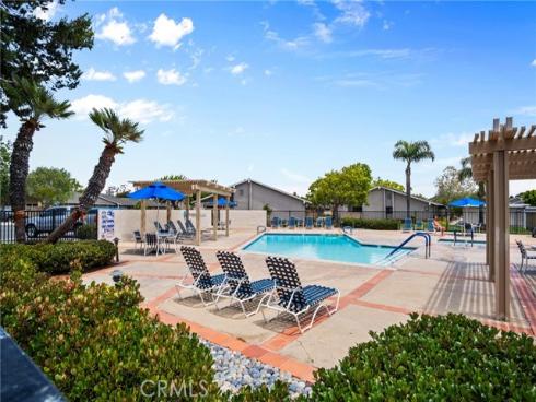 8686 Merced 1007B Circle, Huntington Beach, CA