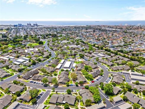 8686 Merced 1007B Circle, Huntington Beach, CA