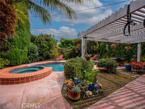 6351  Gloria   Drive, Huntington Beach, CA