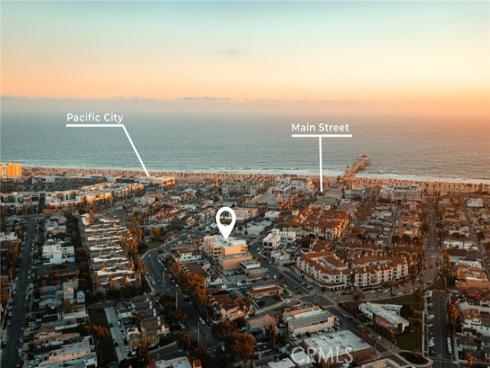 414  Main  430  Street, Huntington Beach, CA