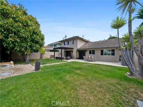 20051 Lawson Lane, Huntington Beach, CA