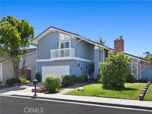 8582 Salt Lake Drive, Huntington Beach, CA