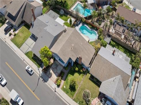 8582 Salt Lake Drive, Huntington Beach, CA