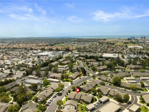 8877 Tulare 312D Drive, Huntington Beach, CA