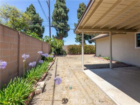 15011 Rice Circle, Huntington Beach, CA