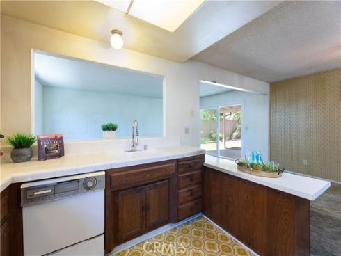 15011 Rice Circle, Huntington Beach, CA