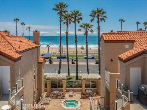 2000  Pacific Coast Highway  313 , Huntington Beach, CA