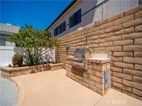 811 Oceanhill Drive, Huntington Beach, CA