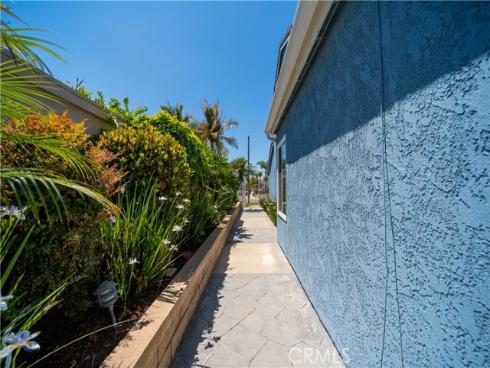811 Oceanhill Drive, Huntington Beach, CA