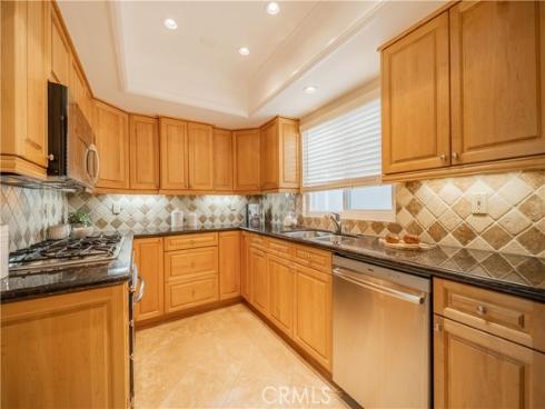 811 Oceanhill Drive, Huntington Beach, CA