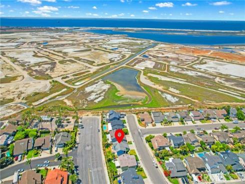 18202  Foss   Lane, Huntington Beach, CA