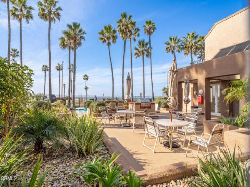 1200 Pacific Coast 108 Highway, Huntington Beach, CA