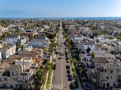 613 13th Street, Huntington Beach, CA