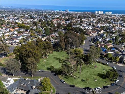 613  13th   Street, Huntington Beach, CA