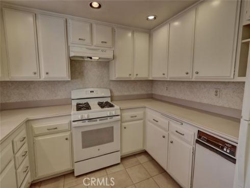 8566  Larkhall  808A  Circle, Huntington Beach, CA