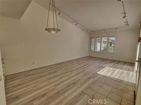 8566  Larkhall  808A  Circle, Huntington Beach, CA