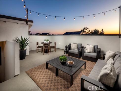 19011  Main  129  Street, Huntington Beach, CA