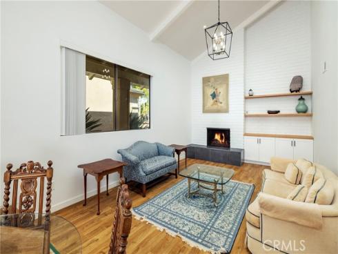 3871  Mistral   Drive, Huntington Beach, CA