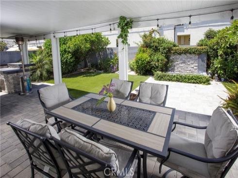 6051 Summerdale Drive, Huntington Beach, CA