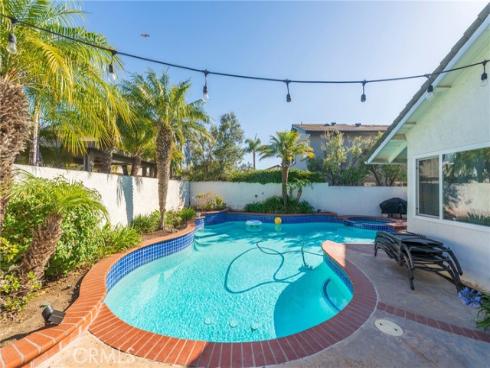 3962  Mistral   Drive, Huntington Beach, CA