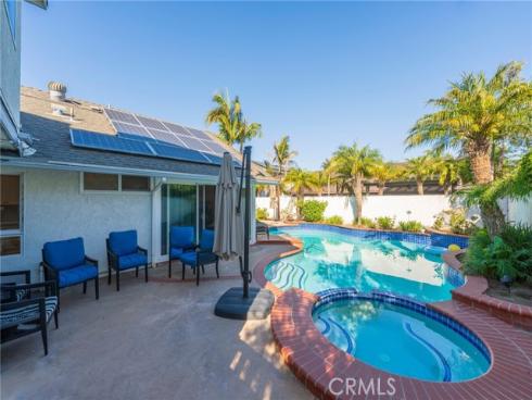 3962  Mistral   Drive, Huntington Beach, CA