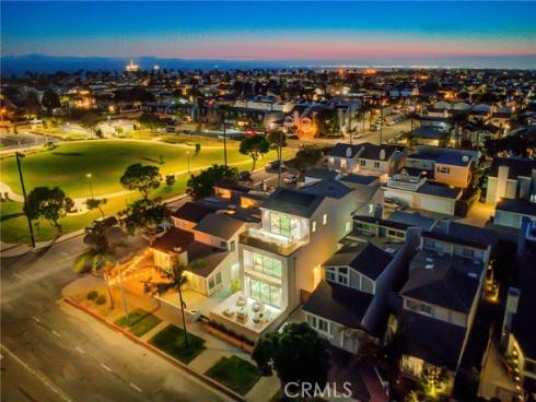 505 17th Street, Huntington Beach, CA