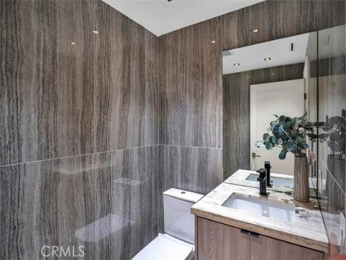 505 17th Street, Huntington Beach, CA