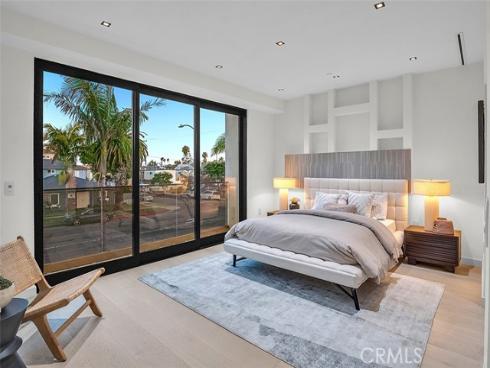 505 17th Street, Huntington Beach, CA