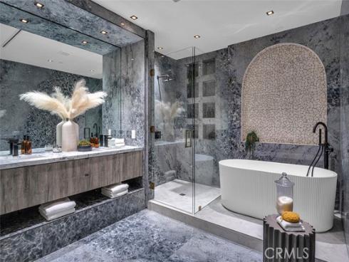 505 17th Street, Huntington Beach, CA