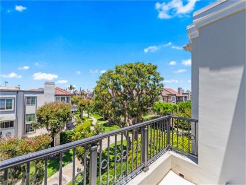 19315  Brooktrail   Lane, Huntington Beach, CA