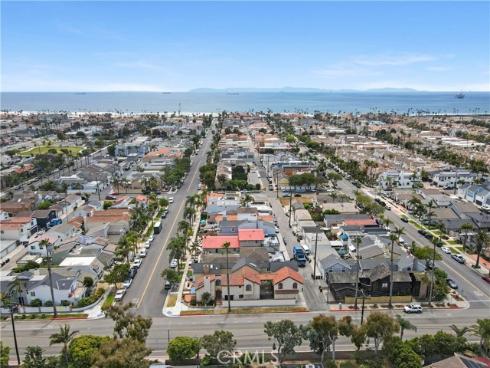 627  19th   Street, Huntington Beach, CA