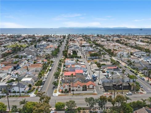 627  19th   Street, Huntington Beach, CA