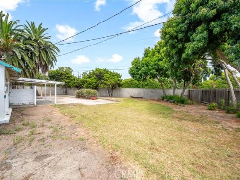 8462 Tern Circle, Huntington Beach, CA