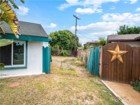 8462 Tern Circle, Huntington Beach, CA