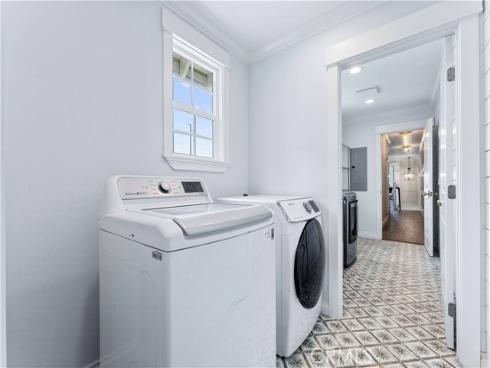 208  Indianapolis   Avenue, Huntington Beach, CA