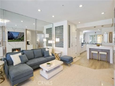 4165 Warner 202 Avenue, Huntington Beach, CA