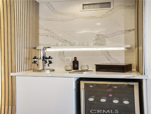 4165 Warner 202 Avenue, Huntington Beach, CA