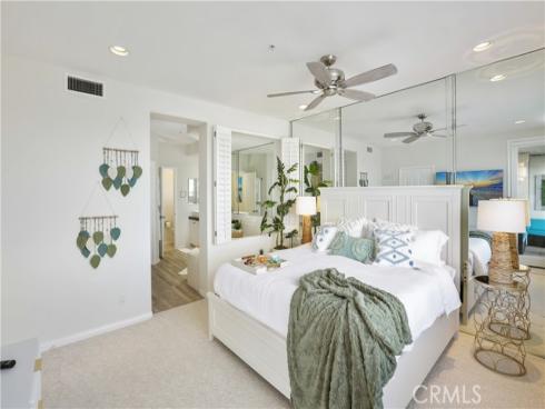 4165 Warner 202 Avenue, Huntington Beach, CA