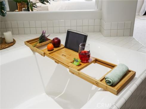 4165 Warner 202 Avenue, Huntington Beach, CA