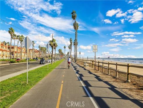 4165 Warner 202 Avenue, Huntington Beach, CA