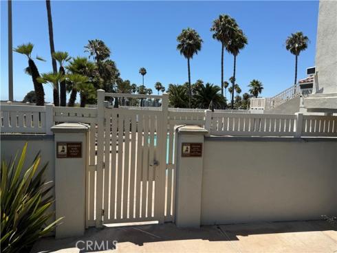 4165 Warner 202 Avenue, Huntington Beach, CA