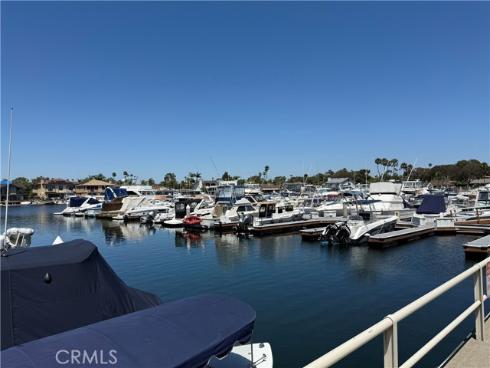 4165 Warner 202 Avenue, Huntington Beach, CA