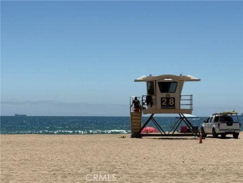 4165 Warner 202 Avenue, Huntington Beach, CA