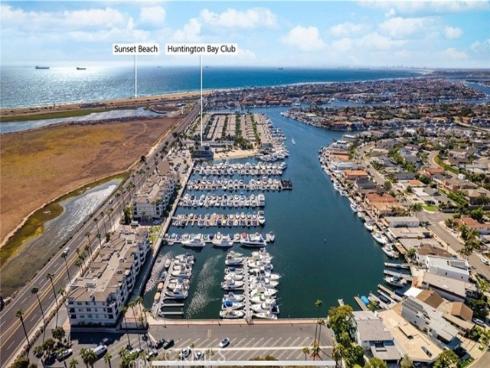 4165 Warner 202 Avenue, Huntington Beach, CA